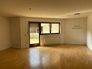 Effizient geschnittene 2‑Zimmer‑Wohnung in Schönau im gepflegten Mehrfamilienhaus
