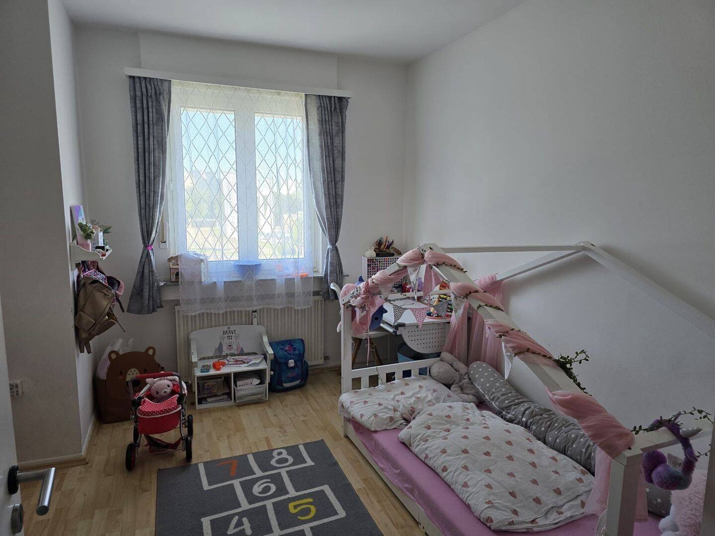 5 Zimmer, 125qm, XXL Balkon, GästeWC – Hürth – Vorschaubild 4