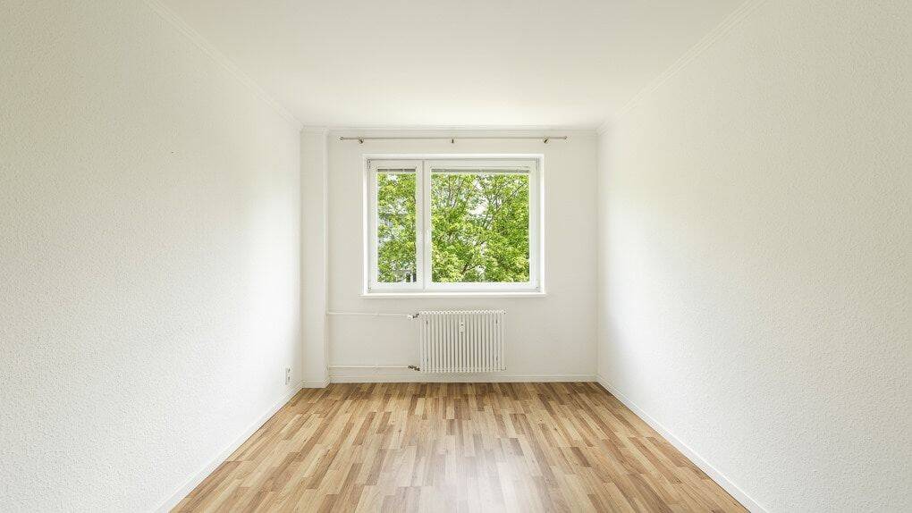 Ankommen, durchatmen, wohlfühlen - Ihr neues Zuhause mit Sonnenbalkon und Wohlfühlcharakter – Berlin – Vorschaubild 4