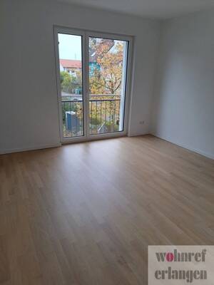 Vermietet wird eine schöne moderne 3 Zimmer Wohnung in Alterlangen – 91056 Erlangen – Vorschaubild 2