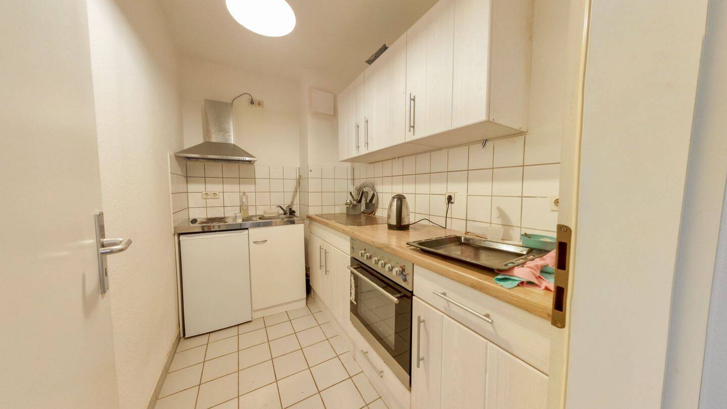 !!! Vermietete 2-Zimmer-Maisonette-Wohnung mit 4,6 % Rendite im Herzen der Südstadt von Fürth inklusive TG !!! – Fürth – Vorschaubild 2