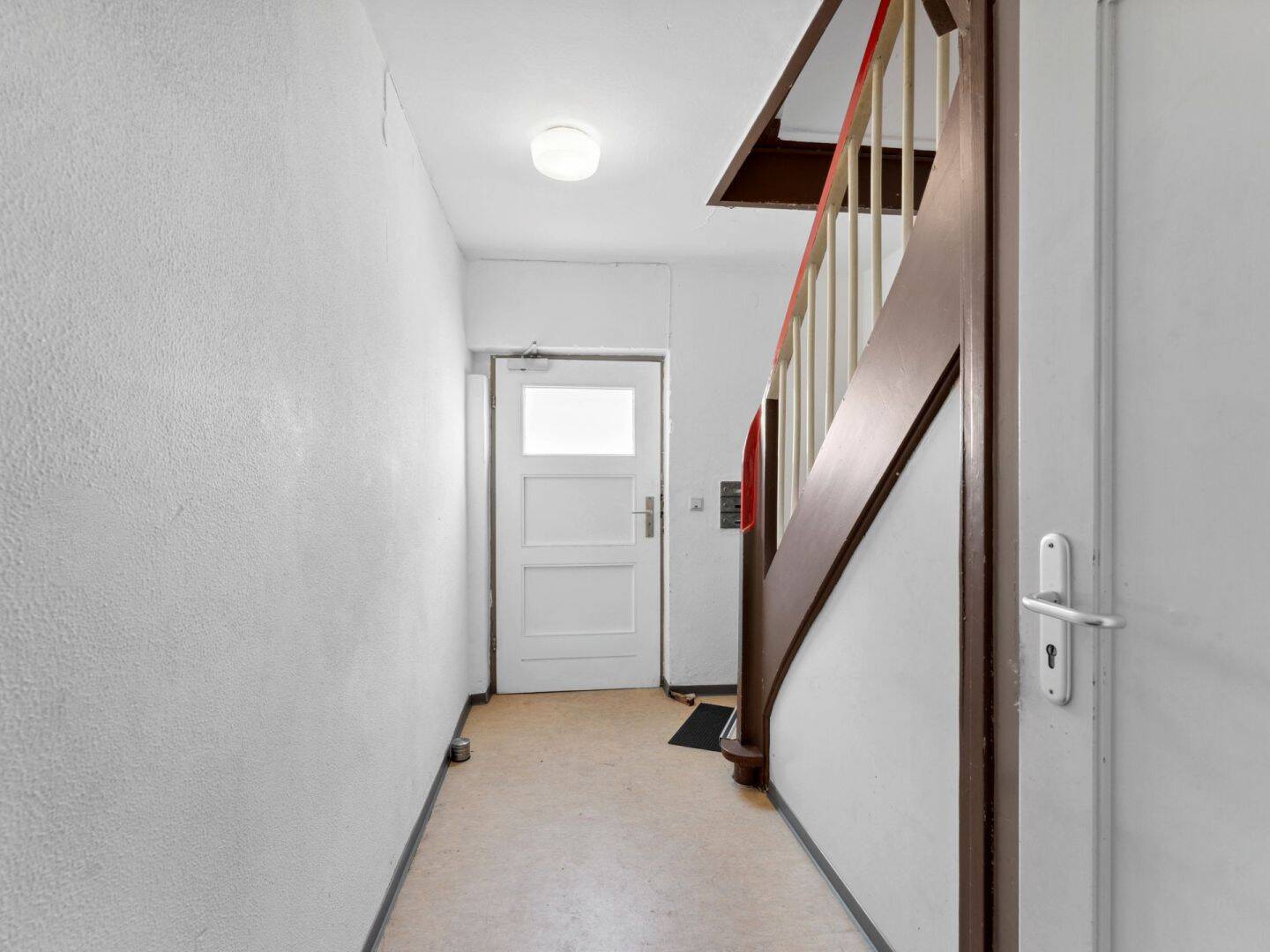 Charmantes Mehrfamilienhaus mit drei Wohneinheiten in Kassel – Kassel – Vorschaubild 4