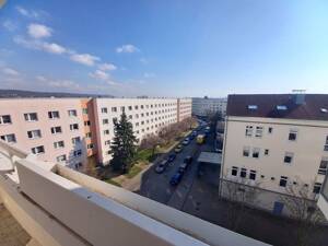 Auf gute Nachbarschaft: individuelle 3-Zimmer-Wohnung – 1277 Dresden – Vorschaubild 7