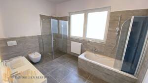 Schöne 5 ZW mit toller EBK, modernes Bad + G-WC – 63071 Offenbach am Main – Vorschaubild 2
