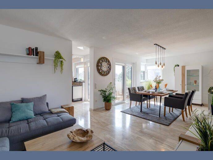 Möbliert: Moderne und gemütliche 2,5-Zimmer Wohnung auf Zeit – München – Bild 1 von 9
