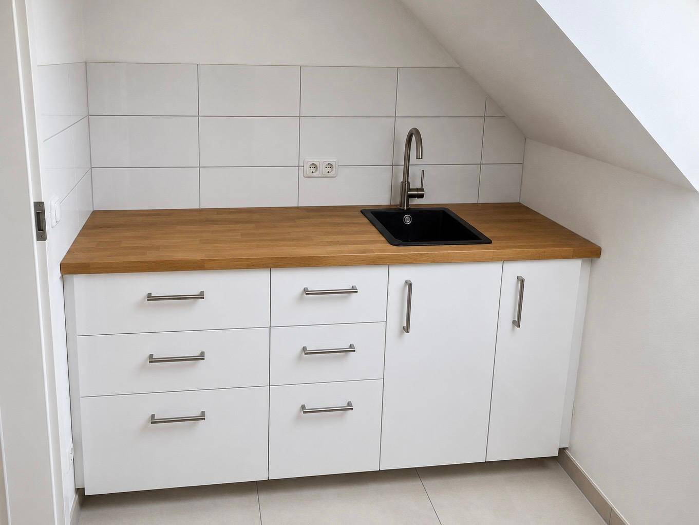 Ruhige 2 Zimmer Dachgeschosswohnung in Nürnberg Altenfurt – Nürnberg – Vorschaubild 6
