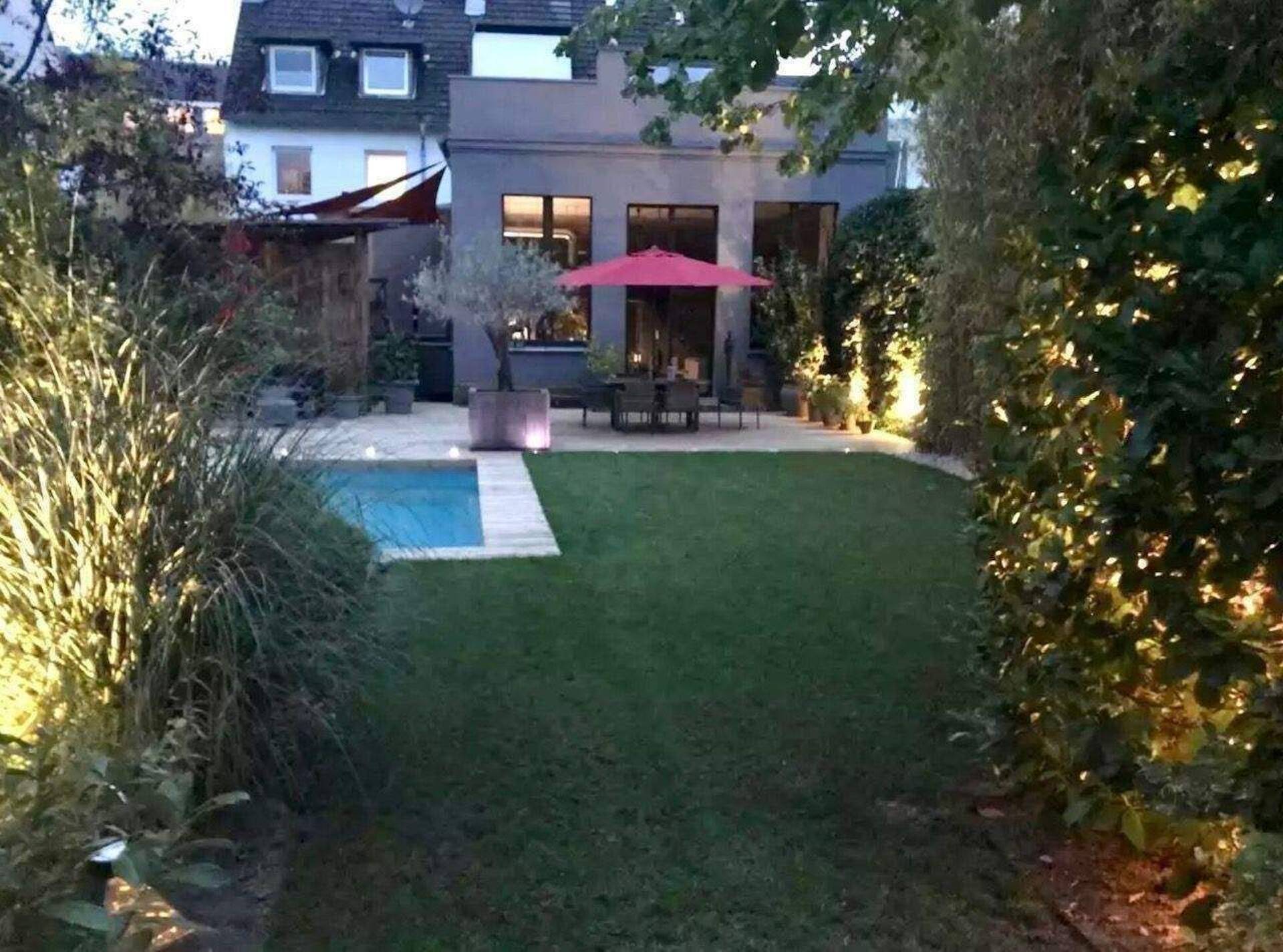 Haus in 51067 Köln mit 500 m² kaufen