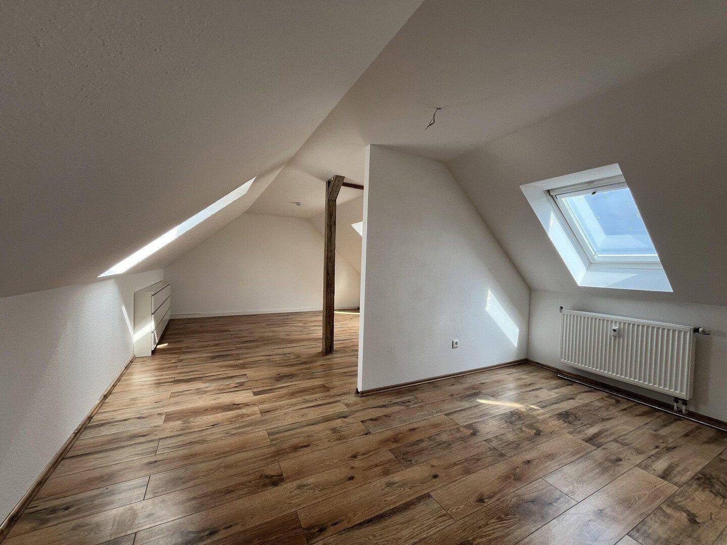 großzügige 4 RW - Maisonette im 4. OG