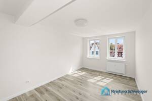 Erste Termine ab 26.7.! In der Altstadt & leerstehend! Renovierte 2 Zimmer-Whg. in kernsaniertem Haus – 90762 Fürth – Vorschaubild 4