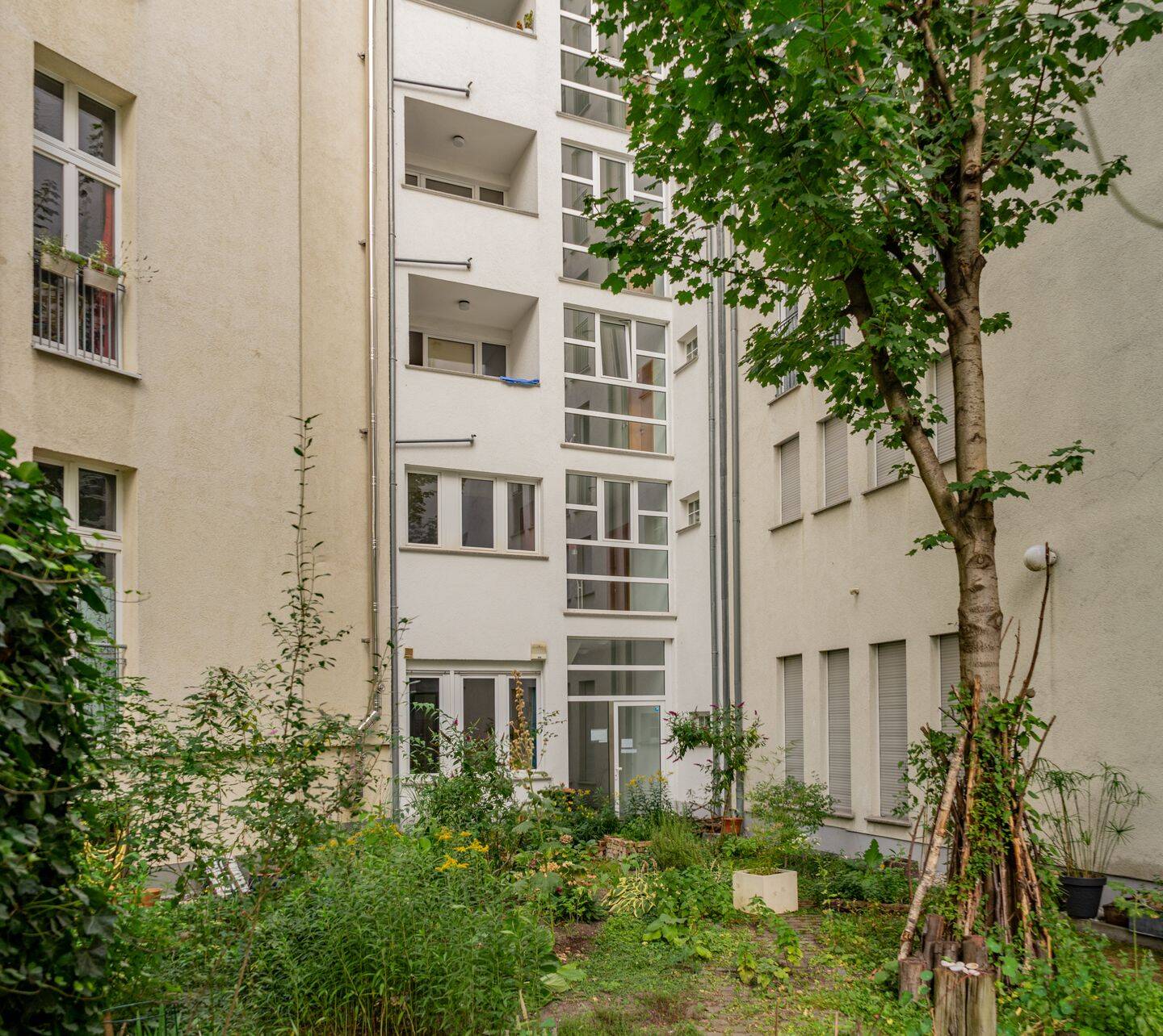 Helle 1-Zimmer-Wohnung mit Südwest-Loggia zwischen Mitte und Kreuzberg – Berlin – Vorschaubild 6