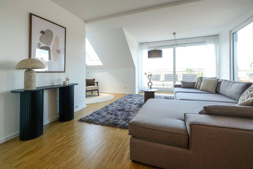 Wohnen über den Dächern - Traumhafte 3,5 - Zimmer Maisonettewohnung mit großer Dachterrasse! – Düsseldorf – Vorschaubild 5