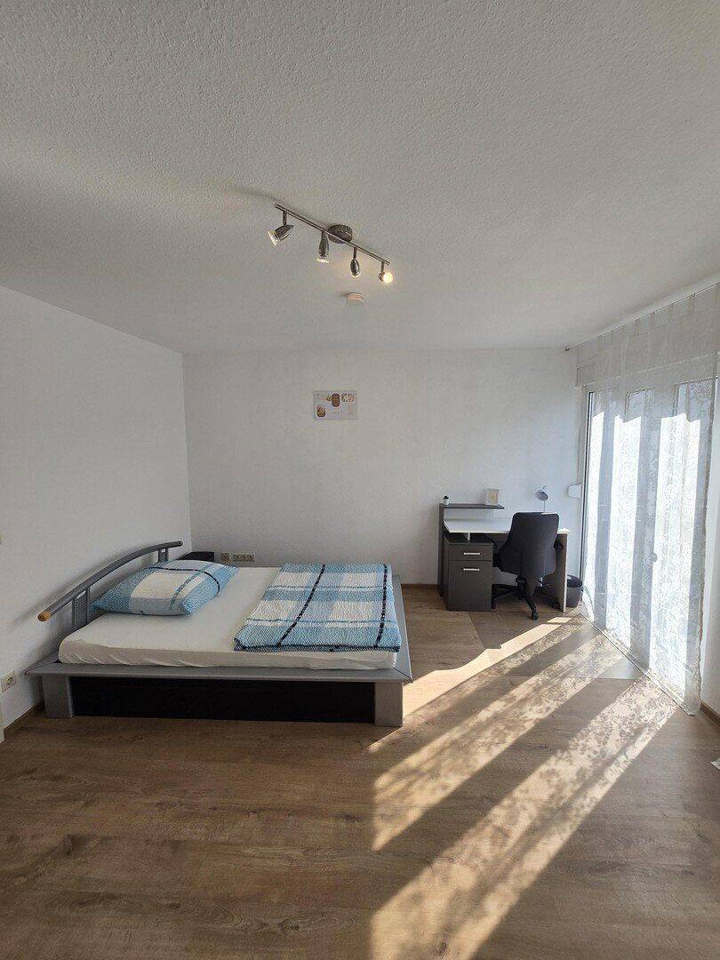 Löffelfertige 1-Zimmer-Wohnung mit Balkon - Ruhig gelegen & zentral in Fürth – Fürth – Vorschaubild 2