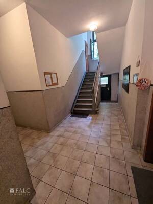 Grundsolides 9-FH in GE-Ückendorf: Hoher Cashflow & massive Mietreserve bei 822 €/m² – 45886 Gelsenkirchen – Vorschaubild 3