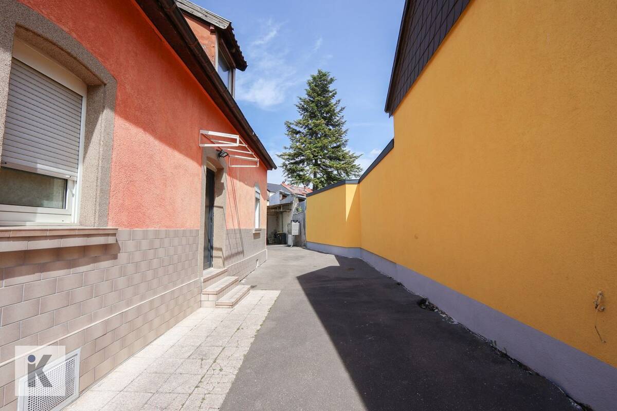 Ein Zuhause für die Familie - Charmantes Einfamilienhaus in Ludwigshafen-Friesenheim! – 67063 Ludwigshafen am Rhein – Bild 1 von 9