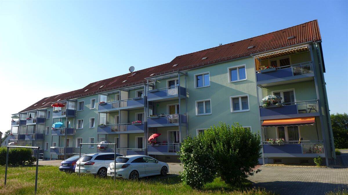 Sanierte 3-Raumwohnung mit großem Südbalkon - Erstbezug nach Modernisierung