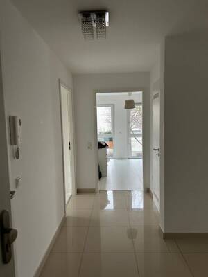 Exklusive Eigentumswohnung mit luxuriöser Ausstattung in Frankfurt-Riedberg – 60438 Frankfurt am Main – Vorschaubild 5