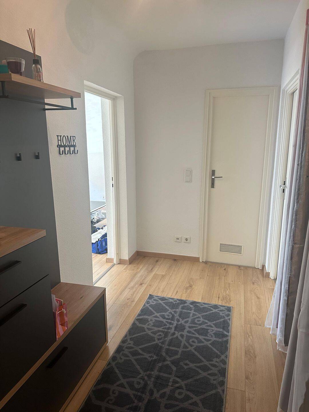 2 Zimmer mit Balkon direkt am Dutzendteich +++ mit Badewanne & WG-geeignet +++ – Nürnberg – Vorschaubild 8