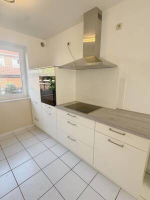 Gepflegtes Reihenhaus mit Garten, Einbauküche und Garage in Osterholz – 28307 Bremen – Vorschaubild 7