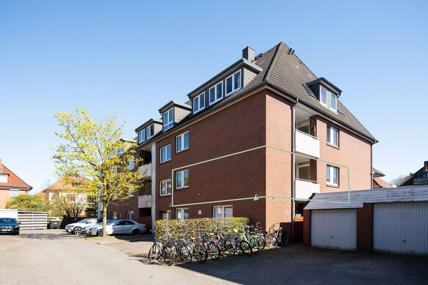 Modern, bezugsfrei, uninah - 2 Zimmer Wohnung in zentraler Lage gegenüber der Universität