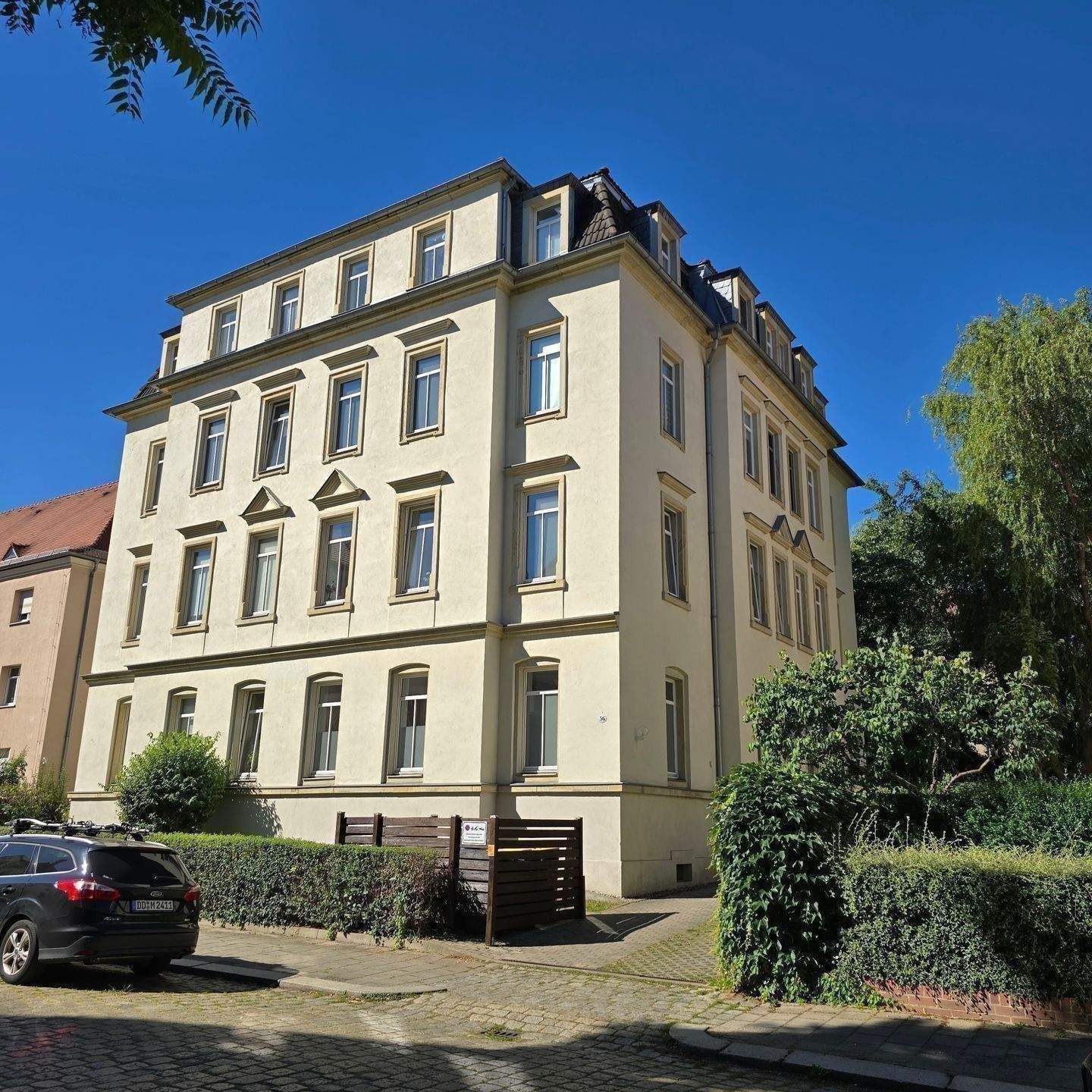 Freie gemütliche sonn. 2,5 DG-Mais.-Wohnung mit mod. EBK + Stellplatz in ruhiger Lage v. Dresden-Löbtau – Dresden – Vorschaubild 4