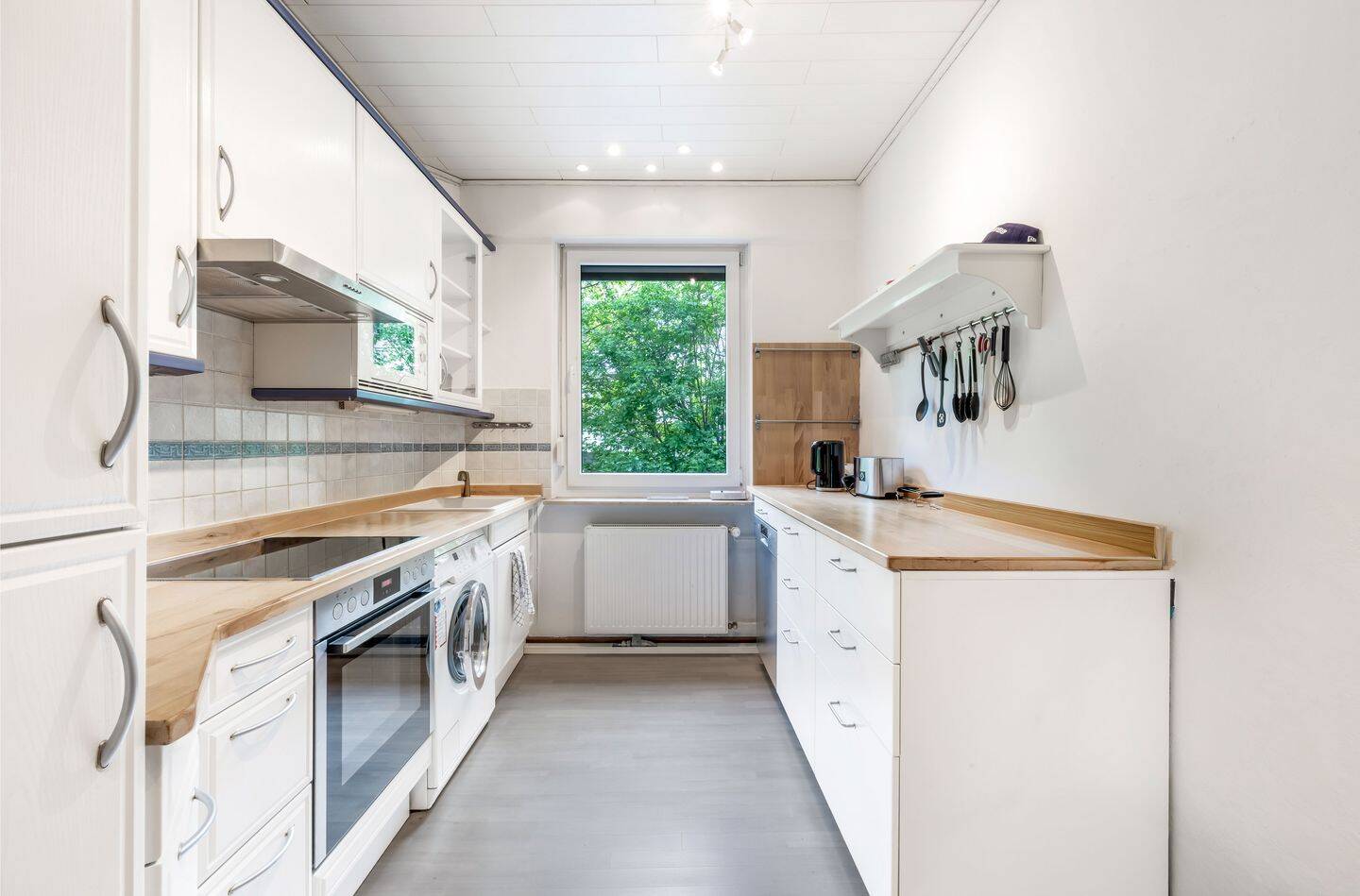 Charaktervolles Reihenmittelhaus mit vermieteter Erdgeschosseinheit – Bremen – Vorschaubild 4