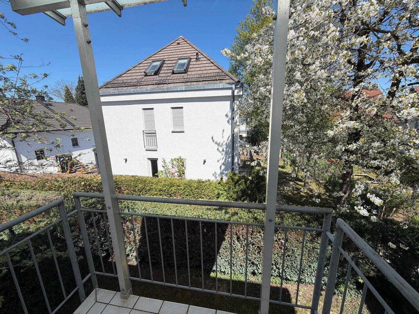 Bezugsbereite 1 Zimmer Wohnung inkl. TG und neuem Baujahr