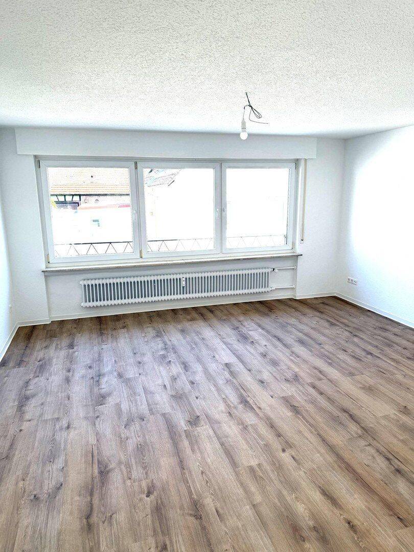 Erstbezug nach Sanierung - tolle 3 Zimmer Wohnung mit Balkon – Stuttgart – Vorschaubild 4