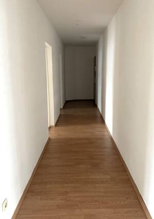 SUMMERDEAL!!! Großzügig geschnitten mit Balkon und Tageslichtbad – 39108 Magdeburg – Vorschaubild 3