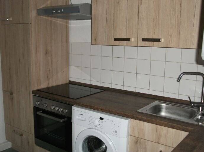 Zeißstr. ! Die Suche hat ein Ende ! gemütliche 3 Raum Wohnung mit Balkon + EBK – Chemnitz – Vorschaubild 9