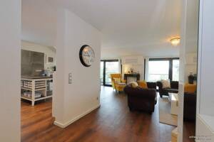 Welc(H)ome® by RIDA FLATS - Köln-Rondorf! All in plus! Lift + Balkon + TG + WIFI + St. Georges – 50997 Köln – Vorschaubild 9