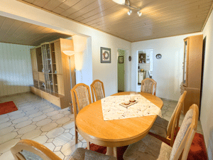 Reihenmittelhaus mit Garten, Vollkeller und klassischer Familienaufteilung in ruhiger und gewachsener Wohnlage. – 38228 Salzgitter – Vorschaubild 4