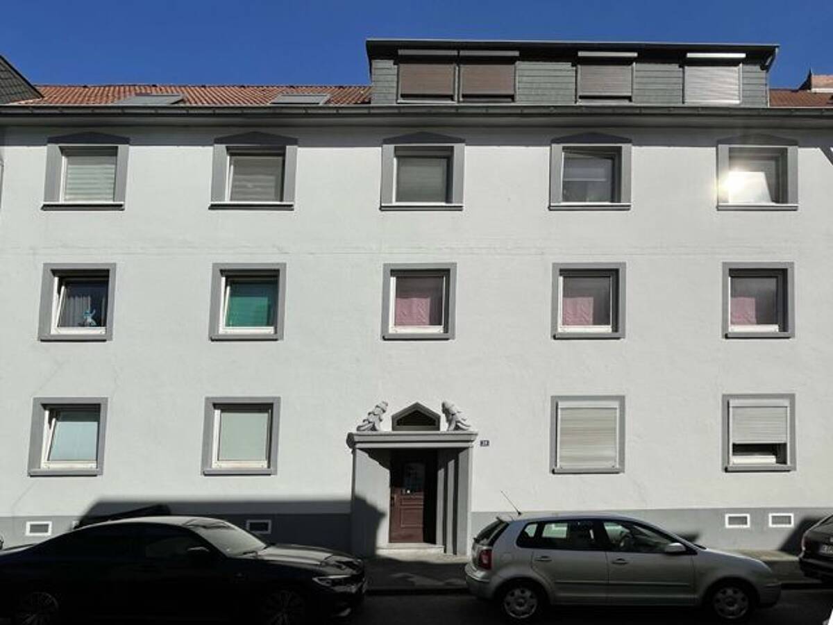 Düsseldorf-Derendorf: 3-Zimmer ETW, ca. 73 m² ... großer Balkon ... Anlage-Objekt mit Potential – 40476 Düsseldorf – Bild 1 von 6