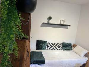 Studenten, Pendler aufgepasst! 2 Zi Möbliertes Apt. 60qm zu vermieten. – 65185 Wiesbaden – Vorschaubild 9