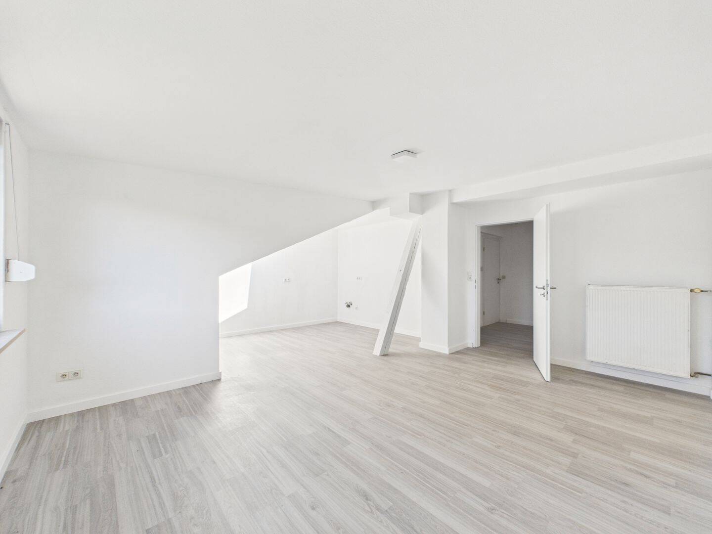 Charmante 3,5 Zimmer Dachgeschosswohnung in Weilmünster / Offene Besichtigung am 15.08.