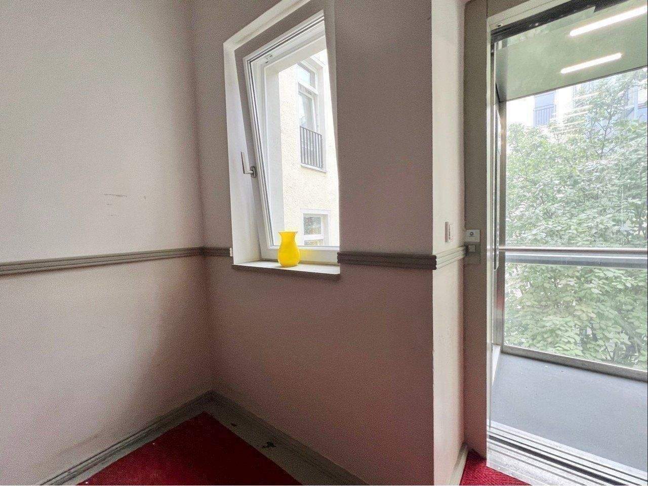 ATTRAKTIVER ALTBAU NÄHE VOLKSPARK FRIEDRICHSHAIN - IM SCHÖNEN BÖTZOWVIERTEL - ZUR ZEIT VERMIETET – Berlin – Vorschaubild 3