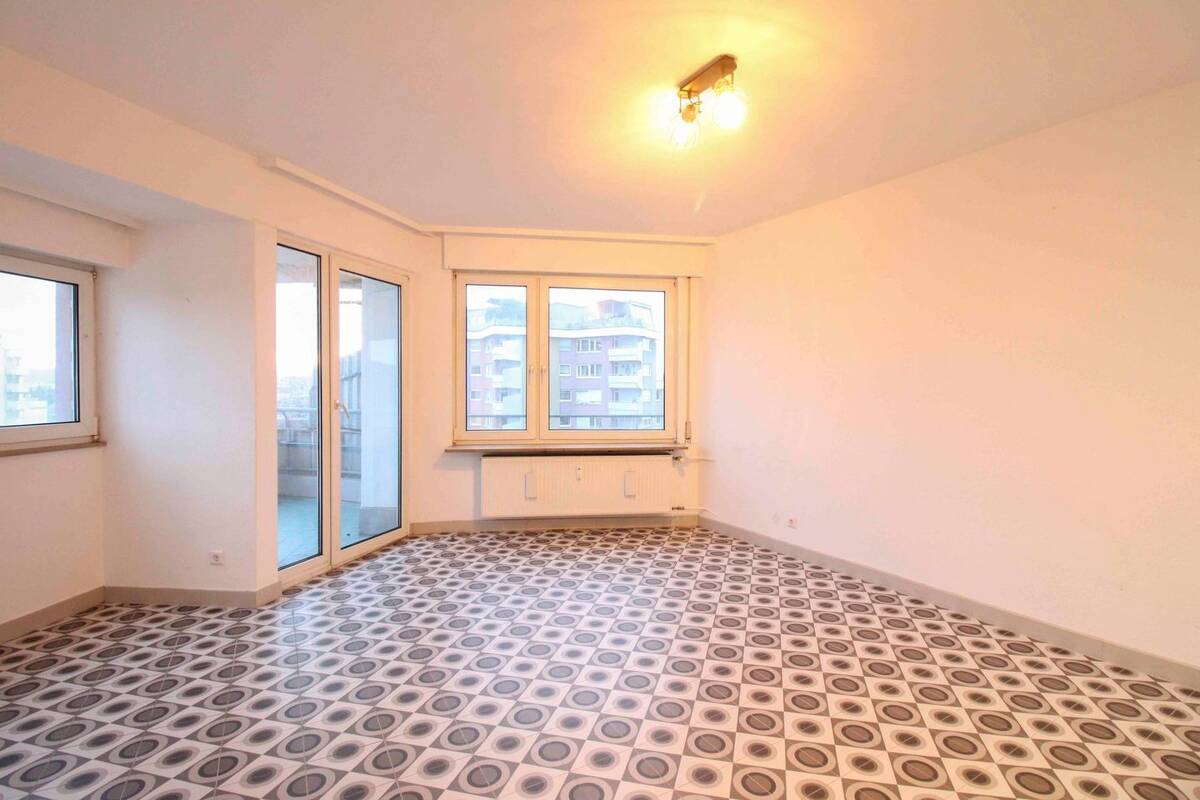 Wohnen mit Aussicht - moderne 2-Zimmer Wohnung im ikonischen Romeo-Hochhaus in Stuttgart-Rot – 70437 Stuttgart – Bild 1 von 9