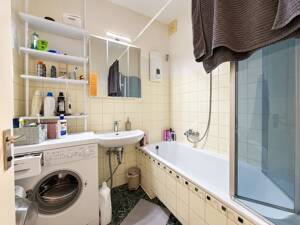 Charmante 3-Zimmer-Wohnung mit Balkon in ruhiger Lage in Berlin-Rudow – 12355 Berlin – Vorschaubild 8