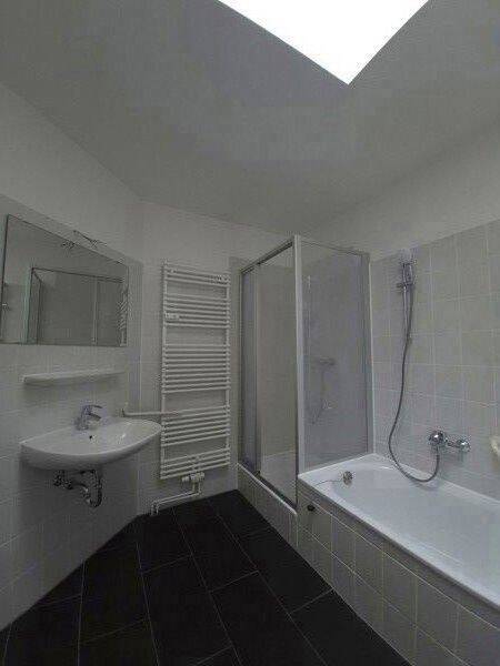 Charmante Dachgeschosswohnung | Stadtfeld Ost – Magdeburg – Vorschaubild 6