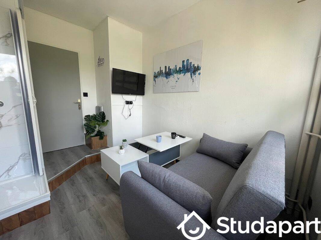 1 pièce 9 m² · à Rennes · 9 m² · 400 €/mois