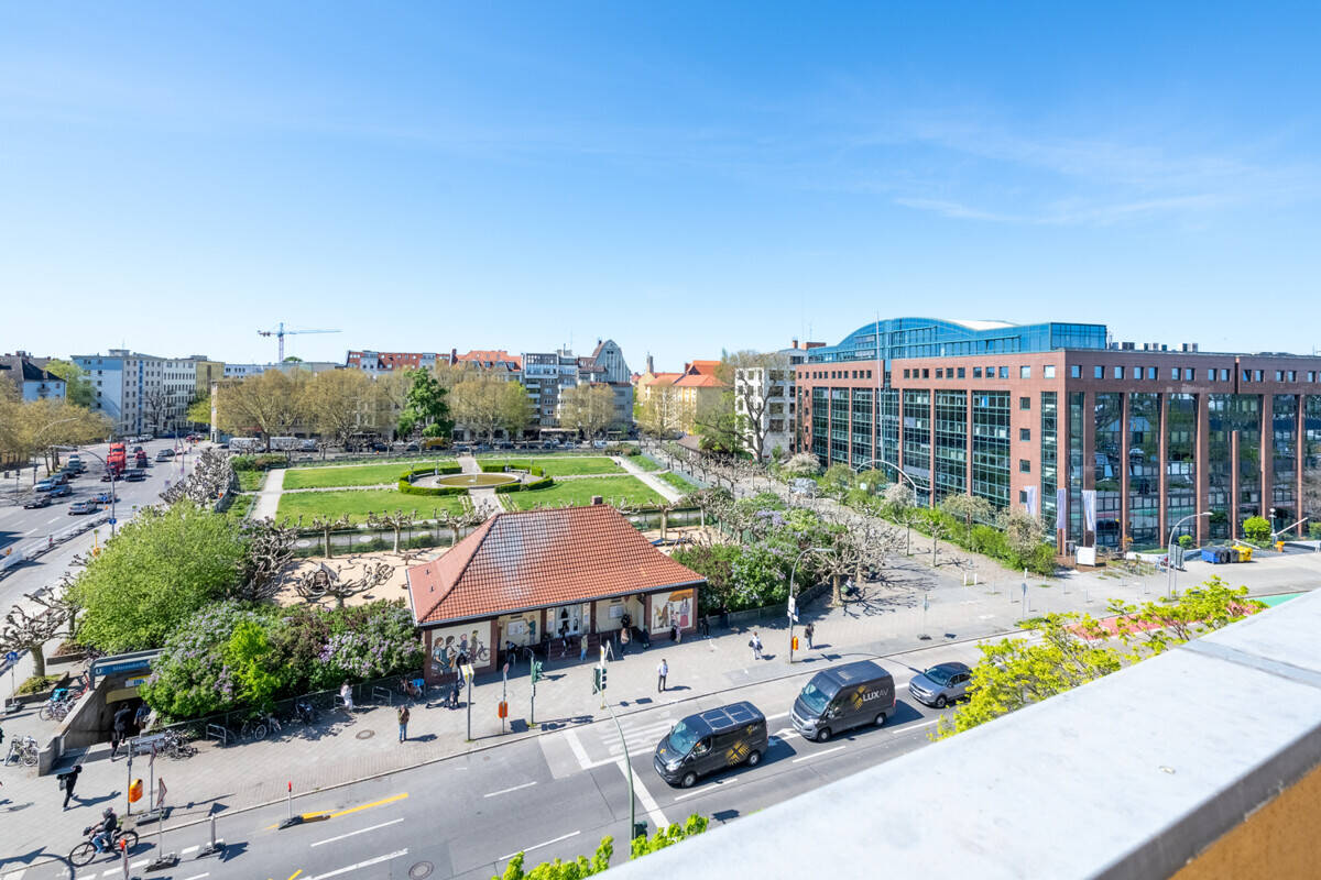 Lichterfülltes Domizil am Mierendorffplatz mit großem West-Balkon I bezugsfrei I saniert – Berlin – Vorschaubild 4