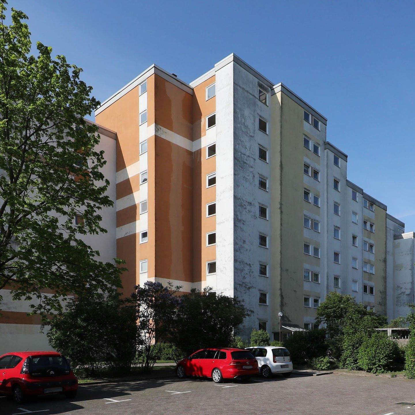 Modernisierung läuft - Sichern Sie sich Ihr neues und modernes Zuhause // 1.OG rechts