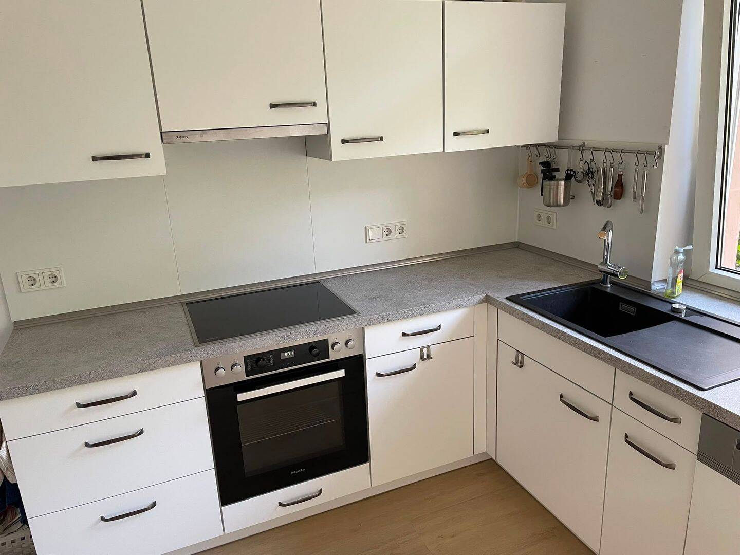 Stilvolle Altbauwohnung mit Charme am Rotenbühl– 3 Zimmer, 2 Balkone, komplett saniert – Saarbrücken – Vorschaubild 8