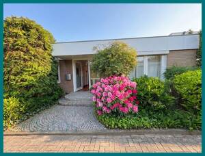 Wohnen mit Gartenidylle in Osnabrück Haste- Reihenend-Bungalow mit viel Privatsphäre und Entwicklungspotenzial