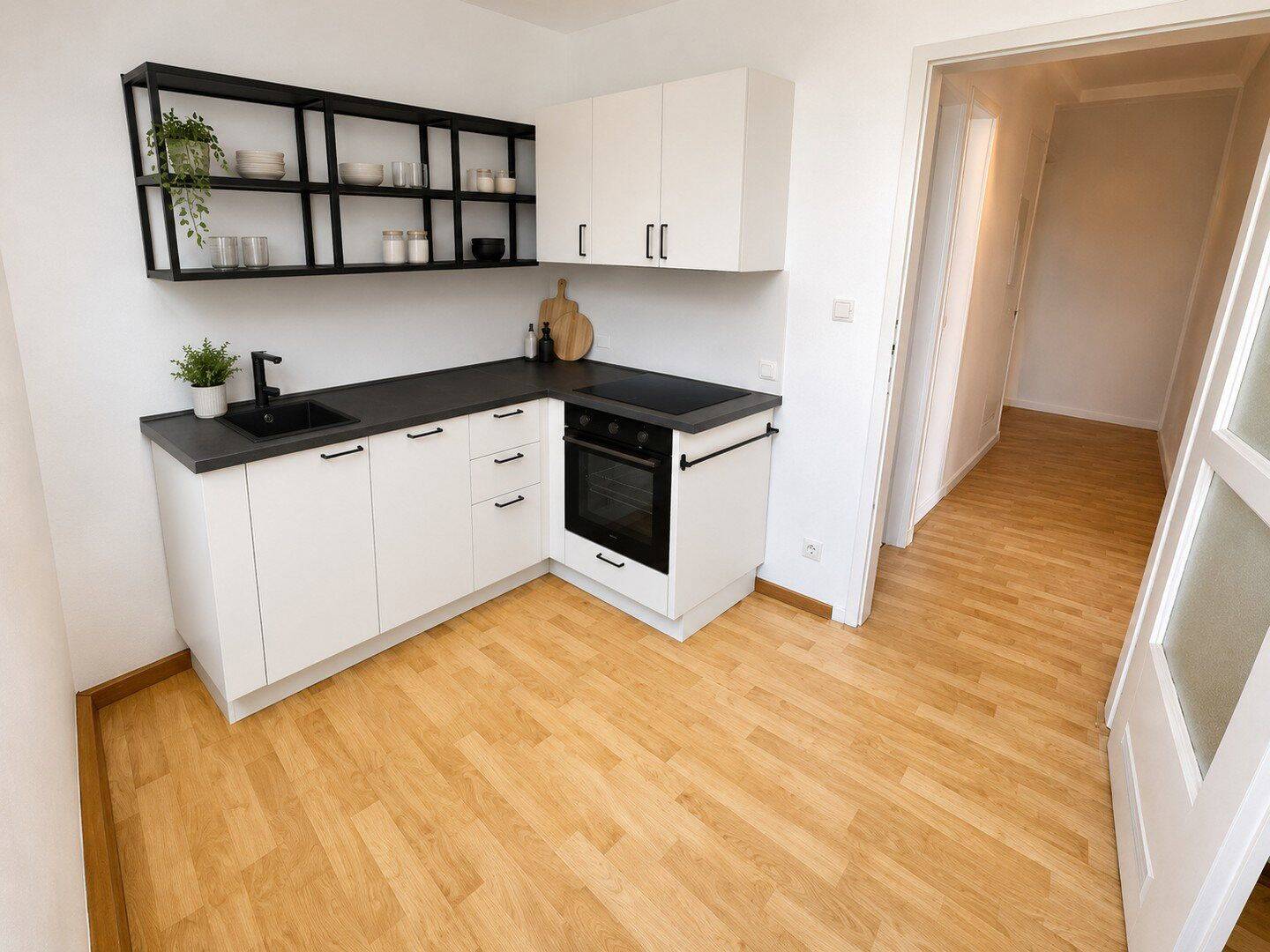 3 Zimmer Wohnung mit neuer Einbauküche / WG geeignet – Nürnberg – Vorschaubild 3