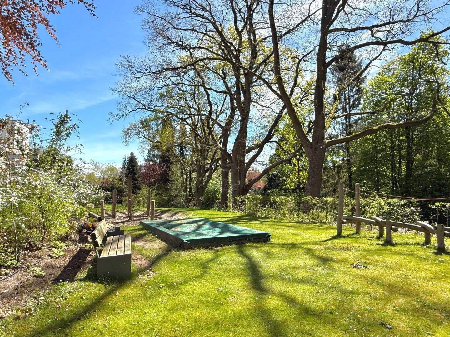 Am Naturschutzgebiet zuhause: Großzügige Maisonette mit Terrasse und Balkon – Hamburg – Vorschaubild 5