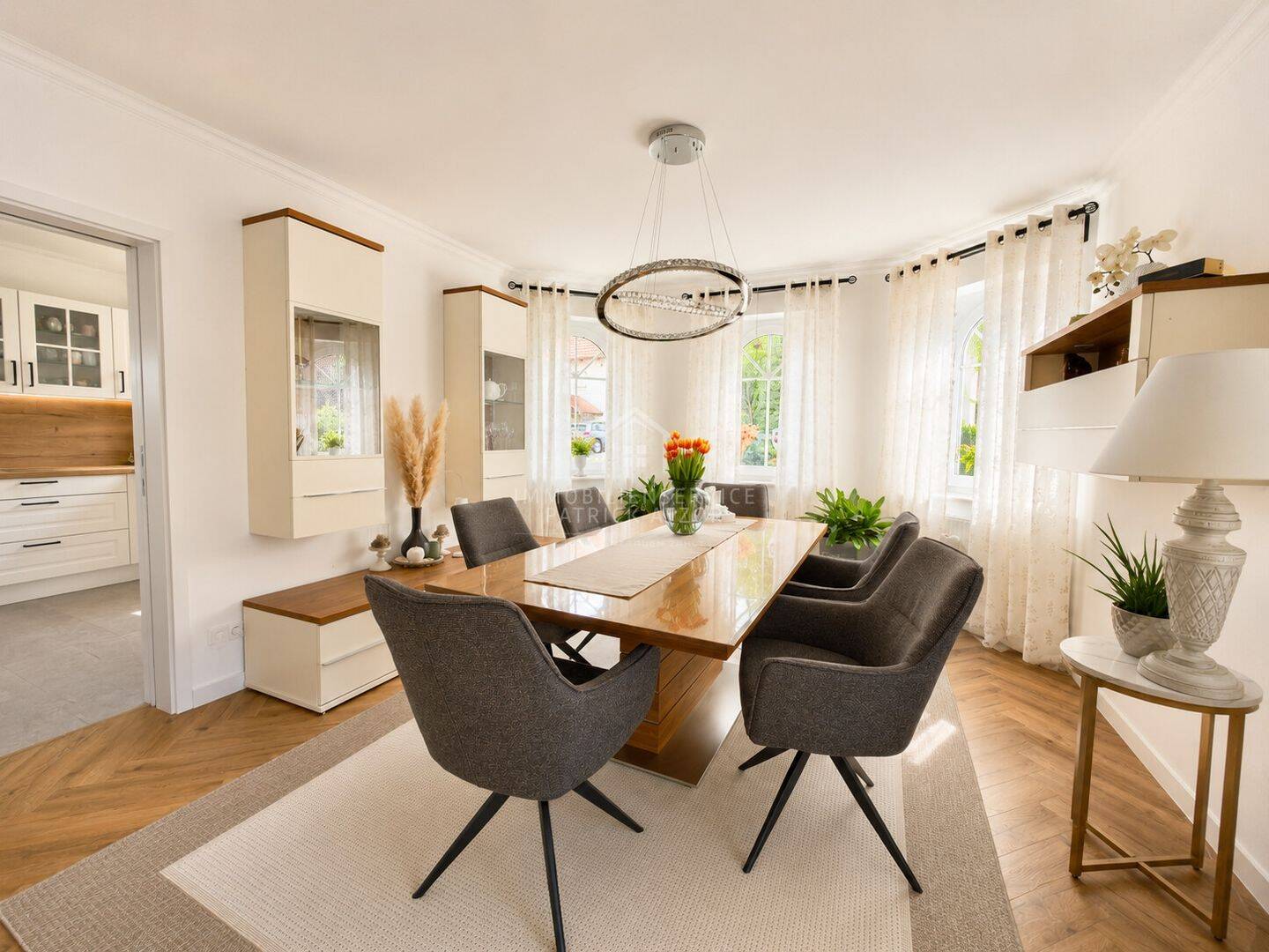 Umfangreich modernisiertes Zweifamilienhaus mit 3 nutzbaren Einheiten, Terrassen, Balkon und Garage – Eichenzell – Vorschaubild 6