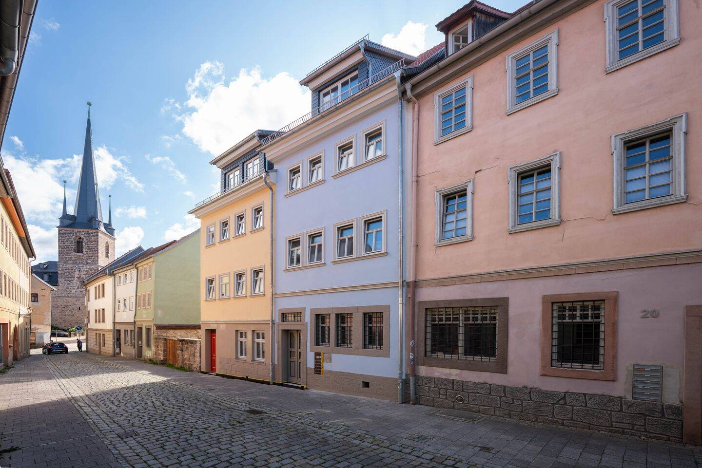 Erstbezug nach Sanierung: praktische 2-Raum-Wohnung im Stadtzentrum (WE06)