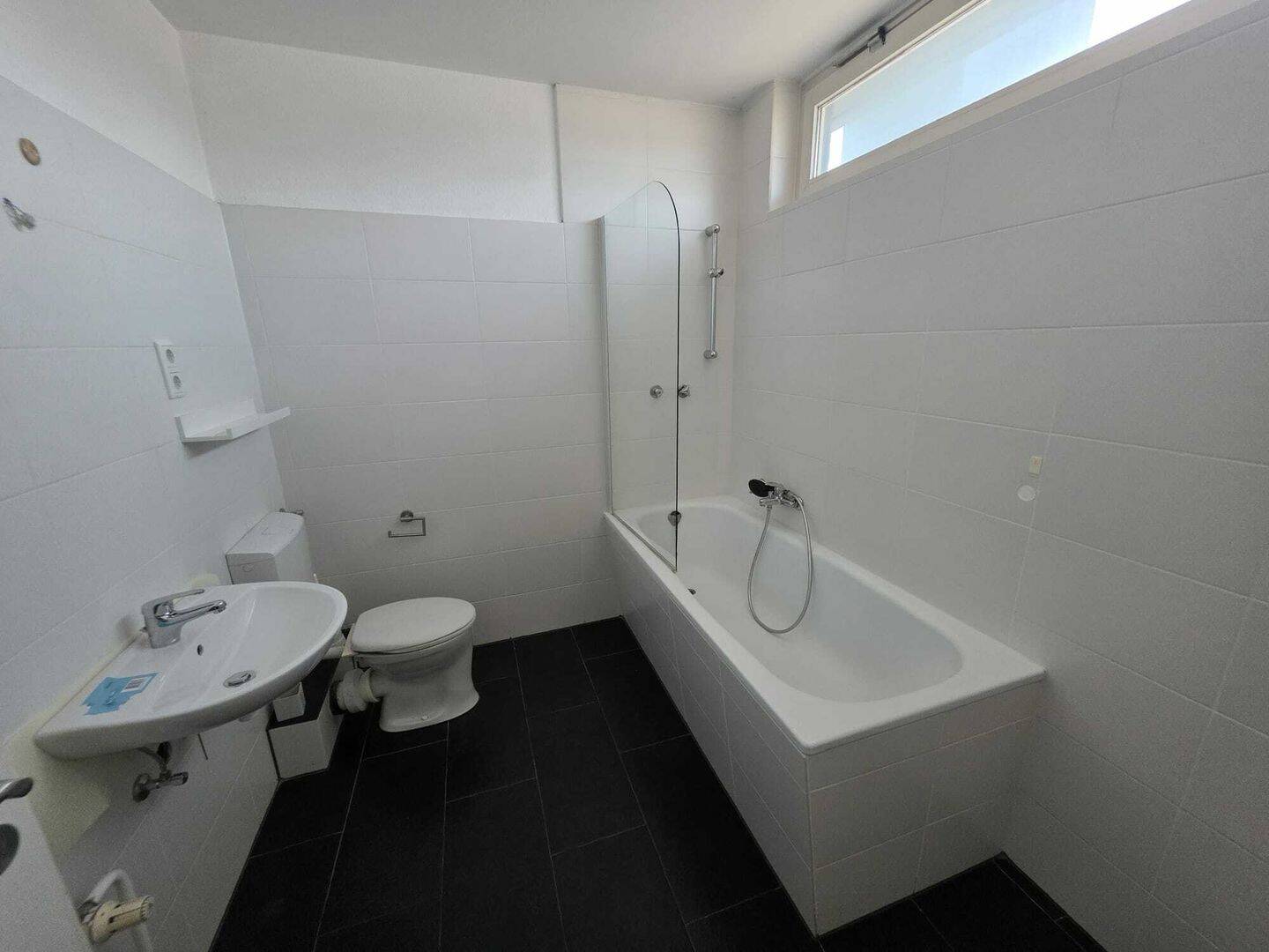 Moderne 2-Zimmer-Loftwohnung in Münster Coerde mit Balkon, Schwimmbad, Sauna und Solarium. – Münster – Vorschaubild 3