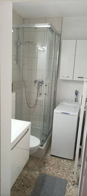 Möbliertes Einzimmerappartement mit EBK und TG-Stellplatz in unmittelbarer Nähe zum HBF-Ulm – 89077 Ulm – Vorschaubild 7