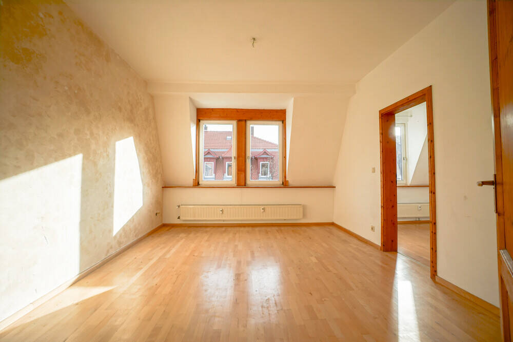 Traumhafte 4-Zimmer-Wohnung in Gostenhof: 105 m² & ein toller Spitzboden voller Möglichkeiten – Nürnberg – Vorschaubild 4